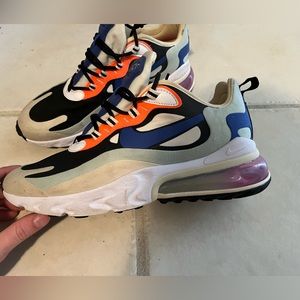 Nike react 270s